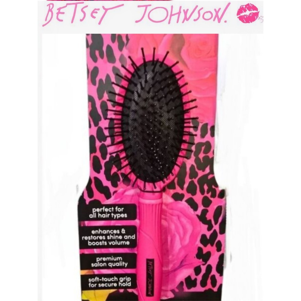 Betsey Johnson Large Oval Hair Brush